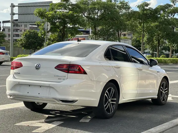 Volkswagen Lamando 2021 Model Facelift 280TSI DSG Comfort Edition – фото 6