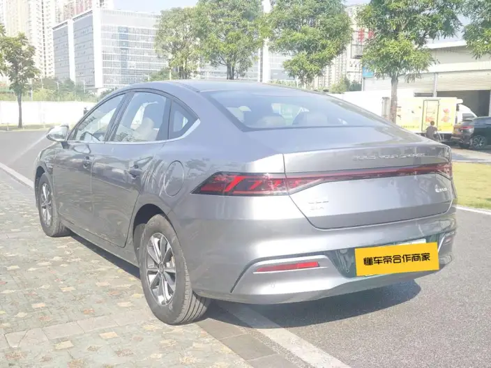 BYD Qin PLUS DM 2023 Model DM-i Champion Edition 55KM Leading Model – фото 4