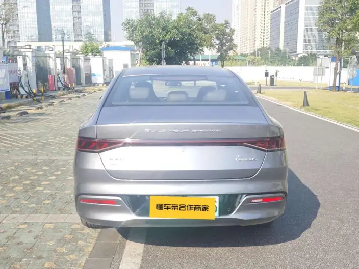 BYD Qin PLUS DM 2023 Model DM-i Champion Edition 55KM Leading Model – фото 5