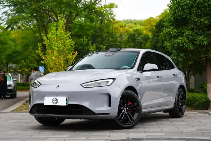 Aito M5 2025 Model Extended Range Ultra 4WD Edition – фото 1