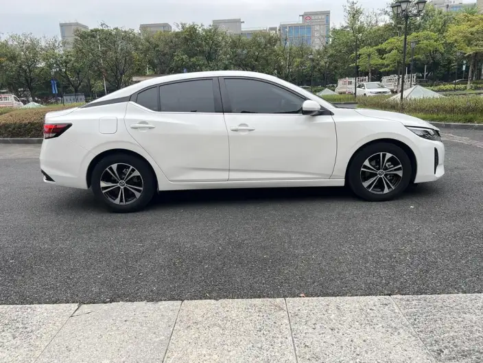 Nissan Sylphy 2023 Model 1.6L CVT Yuexiang Edition – фото 8