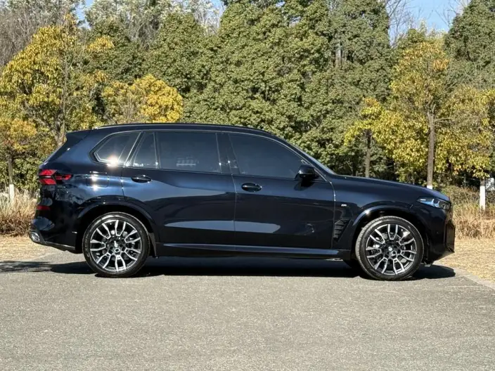 BMW X5 2023 Model xDrive40Li M Sports Night Set – фото 7