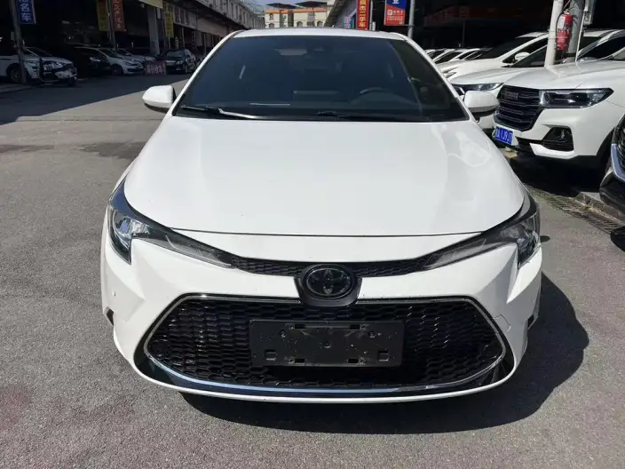 Toyota Levin 2021 Model 185T CVT Deluxe Edition – фото 2