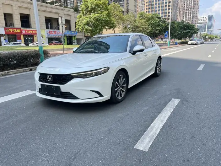 Model Ge 2023 Model 240TURBO CVT Deluxe Edition – фото 1