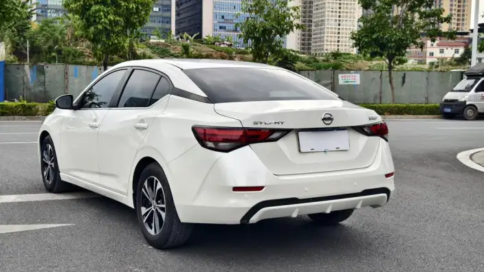 Nissan Sylphy 2022 Model 1.6L XL CVT Yuexiang Edition – фото 4
