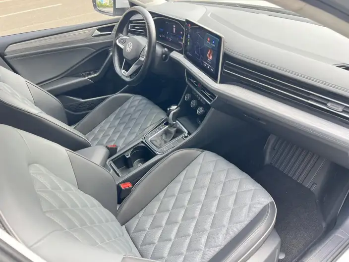 Volkswagen Sagitar 2025 Model 300TSI DSG Flying Version – фото 8