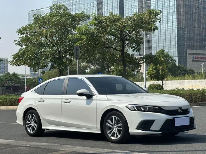 Honda Civic 2023 Model 240TURBO CVT Momentum Edition – фото 3