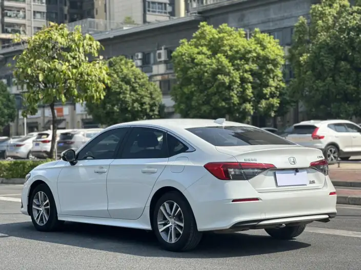 Honda Civic 2023 Model 240TURBO CVT Momentum Edition – фото 5