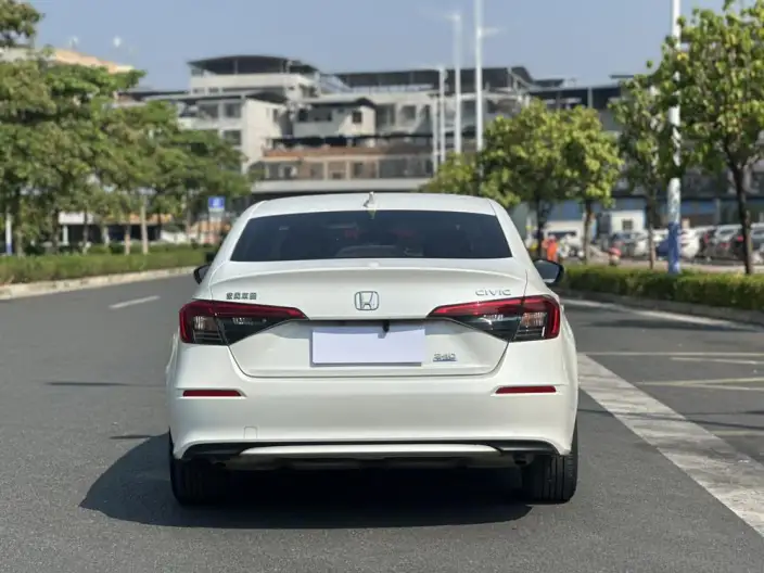 Honda Civic 2023 Model 240TURBO CVT Momentum Edition – фото 6