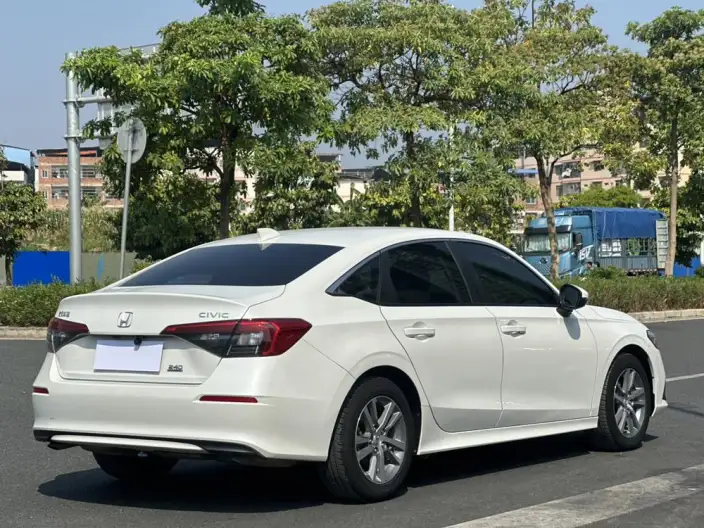 Honda Civic 2023 Model 240TURBO CVT Momentum Edition – фото 7