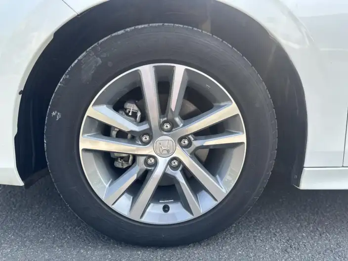 Honda Civic 2023 Model 240TURBO CVT Momentum Edition – фото 9
