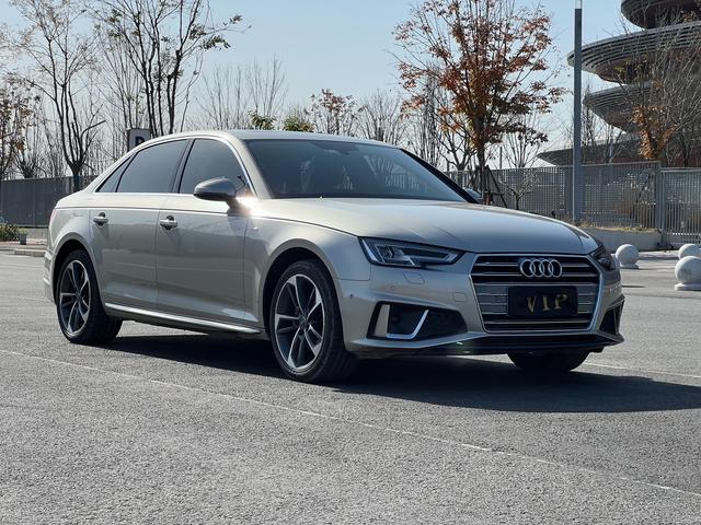 Audi A4 L Модель 2019 года 40 TFSI Sport Sport Country VI – фото 3