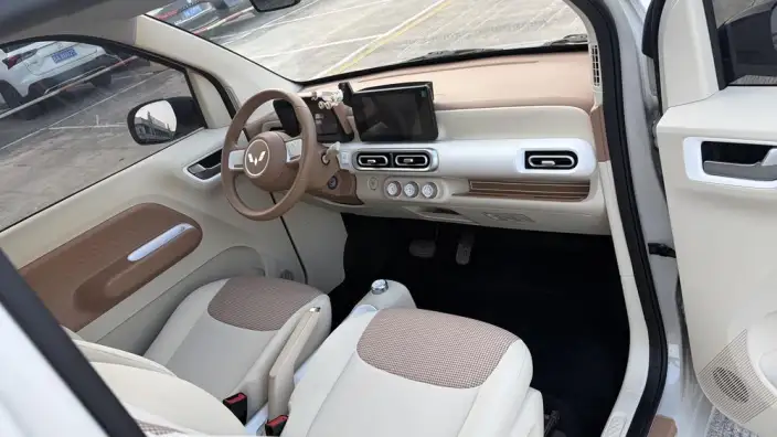 Wuling Hongguang MINIEV 2024 Model 215km Advanced version Lithium Iron Phosphate – фото 8