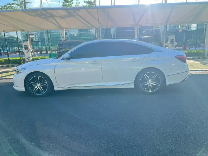 Honda INSPIRE 2022 Model 260TURBO Jingyue Edition – фото 3