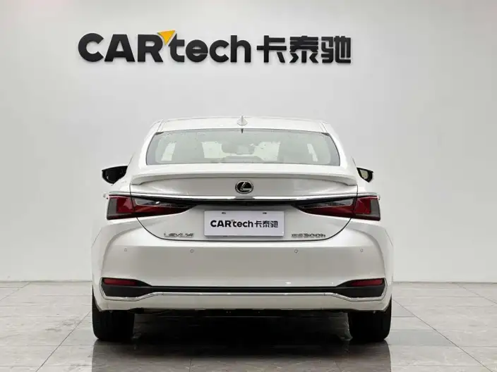 Lexus ES 2022 Model 300h Superior Edition – фото 6