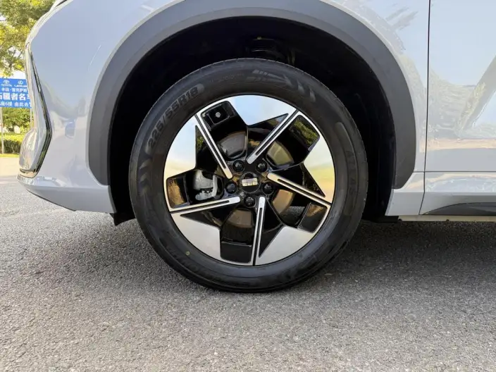 Geely Galaxy E5 2024 Model 440km Voyage Edition – фото 8