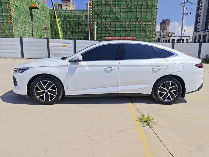 QinL DM 2024 Model DM-i 80KM Leading Model – фото 3