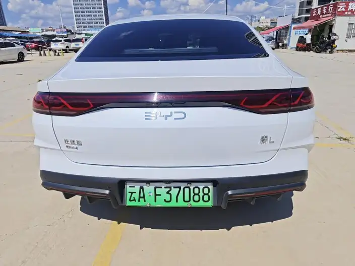 QinL DM 2024 Model DM-i 80KM Leading Model – фото 4