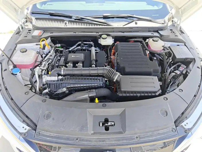 QinL DM 2024 Model DM-i 80KM Leading Model – фото 6