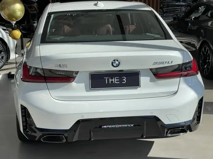 BMW 3 Series 2026 Model 330Li M Sports Night Set – фото 6