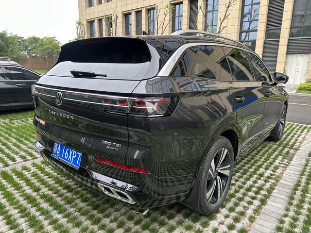 Range Rover 2023 380TSI 4WD R-Line Parade Edition – фото 5