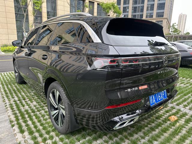 Range Rover 2023 380TSI 4WD R-Line Parade Edition – фото 7