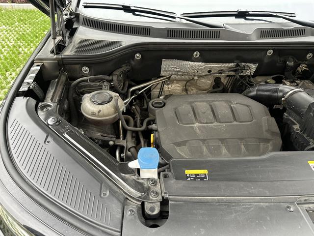 Range Rover 2023 380TSI 4WD R-Line Parade Edition – фото 10