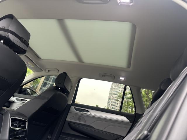 Range Rover 2023 380TSI 4WD R-Line Parade Edition – фото 20