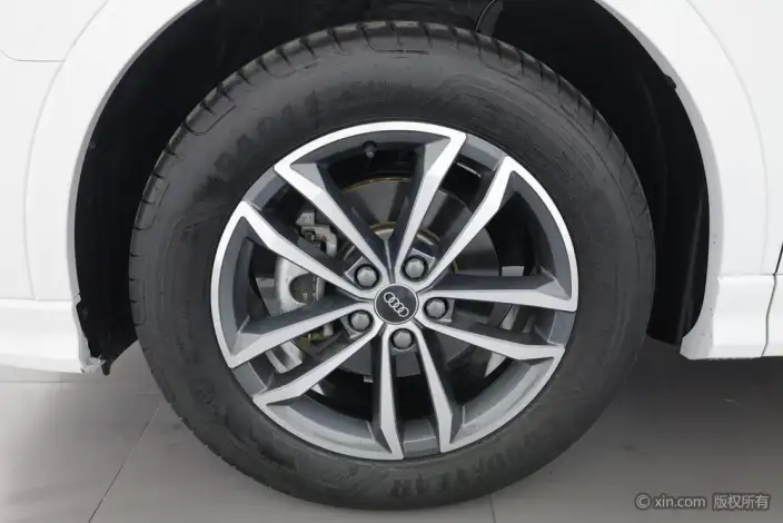 AUDI Q3 2022 Model 35 TFSI Enterprising Dynamic Model – фото 5