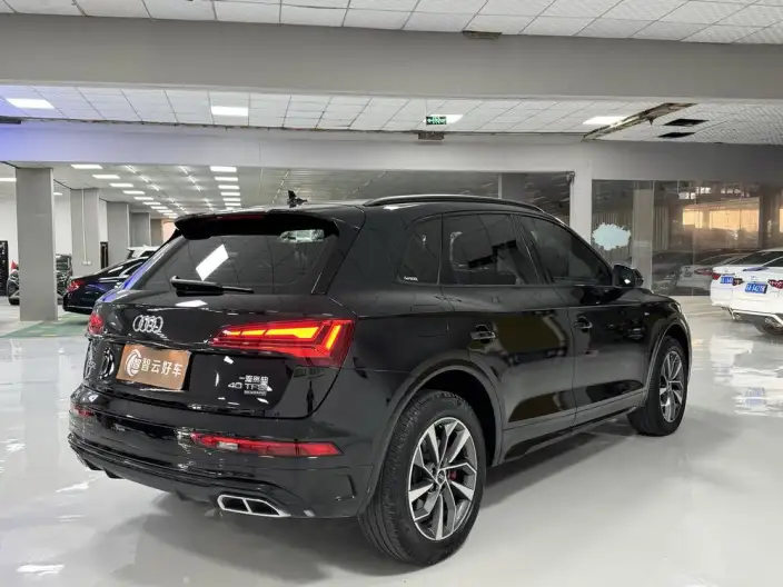 Audi Q5L 2024 Model 40TFSI Fashion Dynamic Model – фото 6