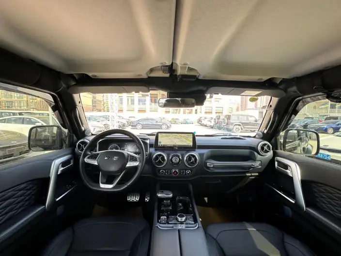 BAIC BJ40 2020 Model 2.0T Automatic 4WD City Hunter Edition Warrior Model – фото 9