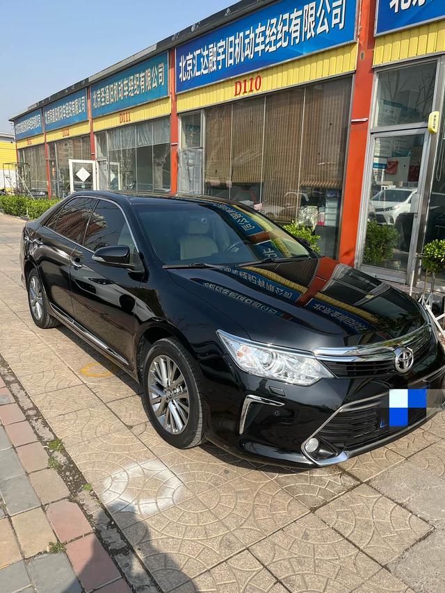 Toyota Camry 2016 2.5G 10th Anniversary Luxury Navigation – фото 3