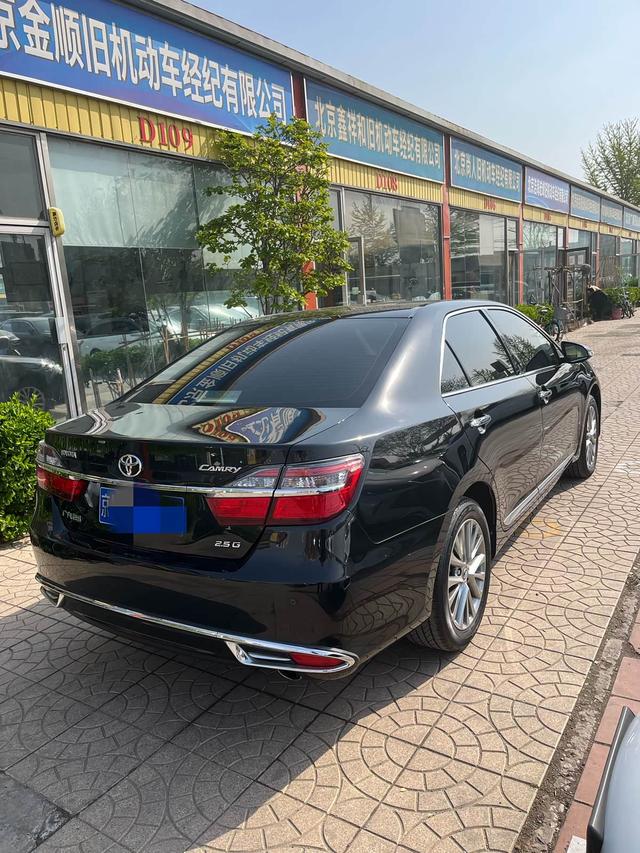 Toyota Camry 2016 2.5G 10th Anniversary Luxury Navigation – фото 5