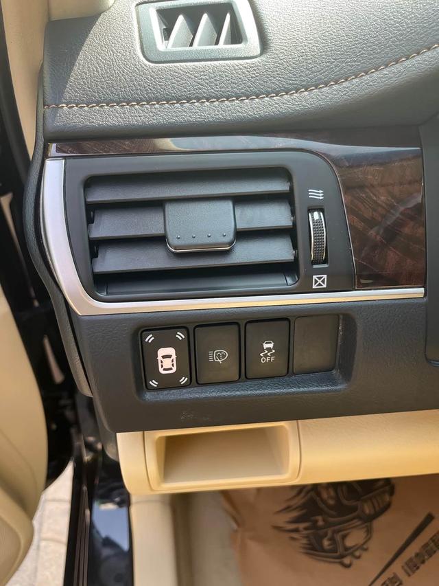Toyota Camry 2016 2.5G 10th Anniversary Luxury Navigation – фото 14