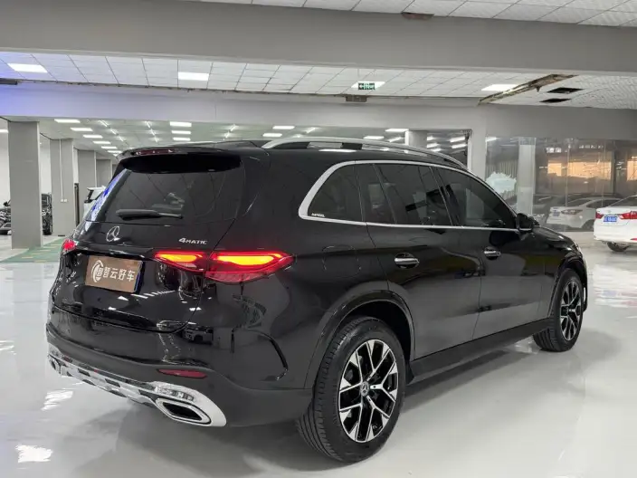 Mercedes-Benz GLC 2024 Model Facelift GLC 260 L 4MATIC Luxury Model 5 seat – фото 6