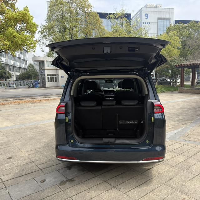 GAC Trumpchi M6 2021 270T Automatic Premium Edition 7 seat – фото 9