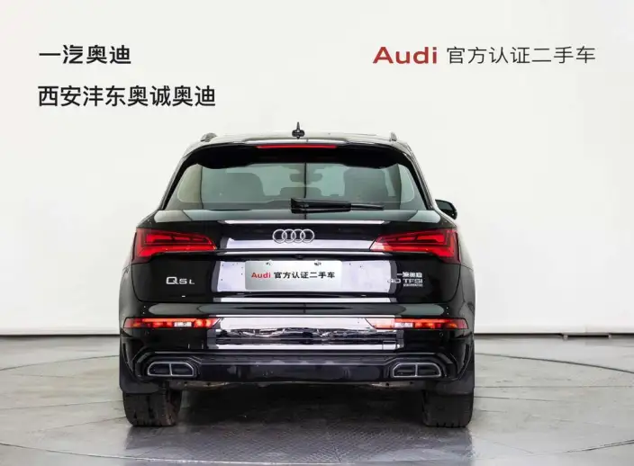 Audi Q5L 2026 Model quattro 45th Anniversary Collector Edition Edition 40TFSI Luxury Dynamic Model – фото 3