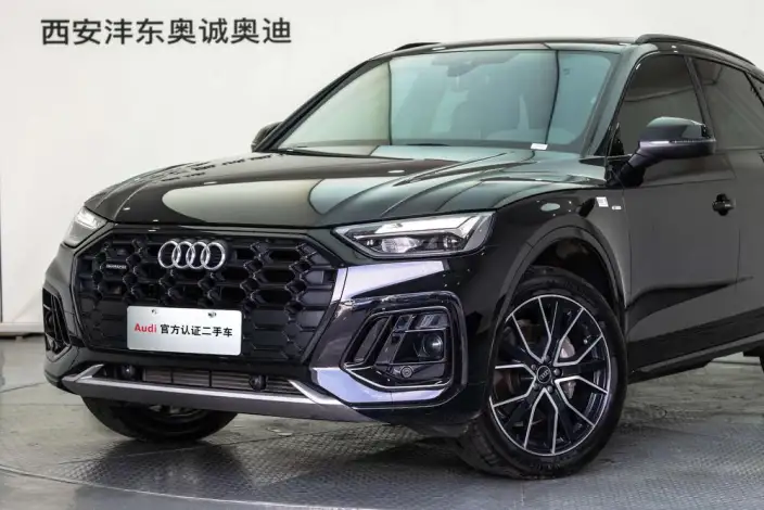 Audi Q5L 2026 Model quattro 45th Anniversary Collector Edition Edition 40TFSI Luxury Dynamic Model – фото 8