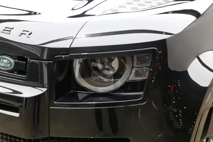 Land Rover Defender 2024 Model 110 3.0T P400 X-Dynamic HSE – фото 8