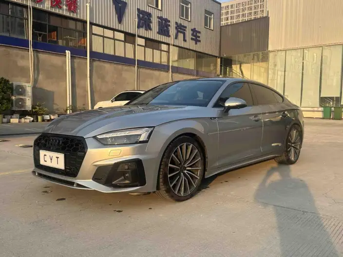 Audi A5 2024 Model Sportback 40 TFSI quattro Luxury Dynamic Model – фото 1
