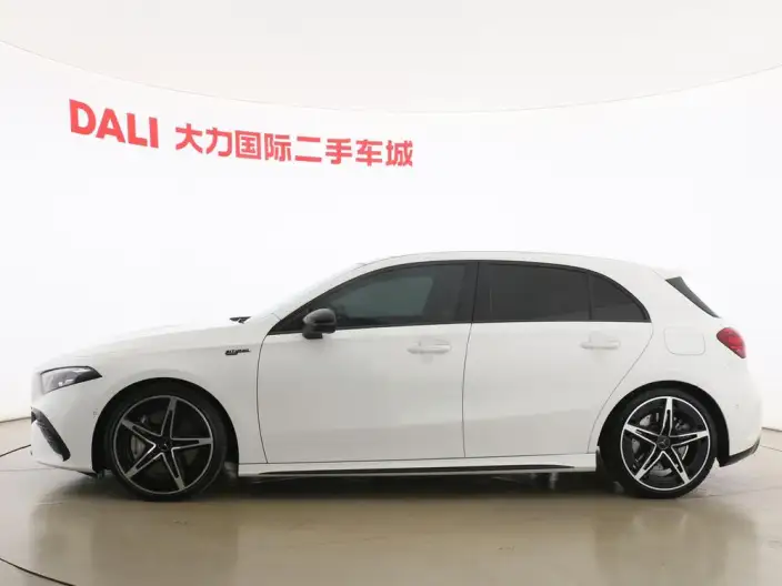 Mercedes-Benz A-Class AMG Imported 2024 Model AMG A 35 4MATIC – фото 4