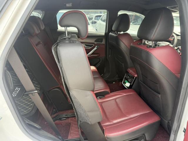 Jetour X70 PLUS 2022 1.5T CVT Mountain 7-Seater – фото 8