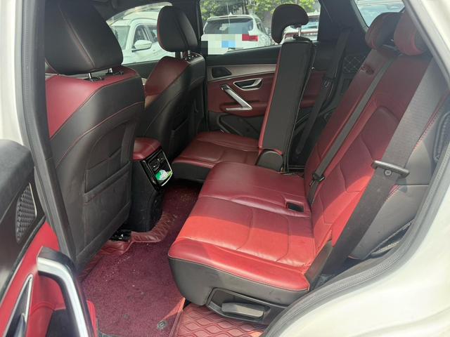 Jetour X70 PLUS 2022 1.5T CVT Mountain 7-Seater – фото 9