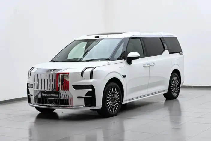 ZEEKR 009 2024 Model VI seat Executive Edition 4WD 108kWh – фото 1