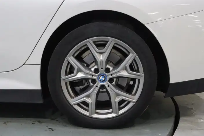 BMW i3 2022 Model eDrive35L – фото 9