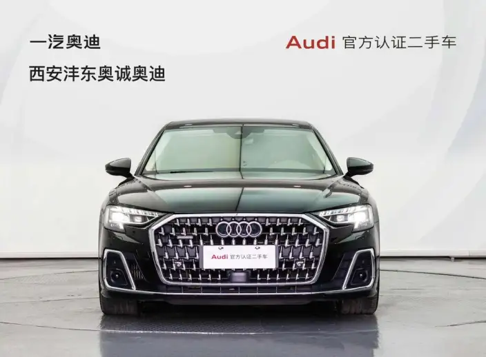 Audi A8 2024 Model A8L 45 TFSI quattro Luxury Model – фото 2