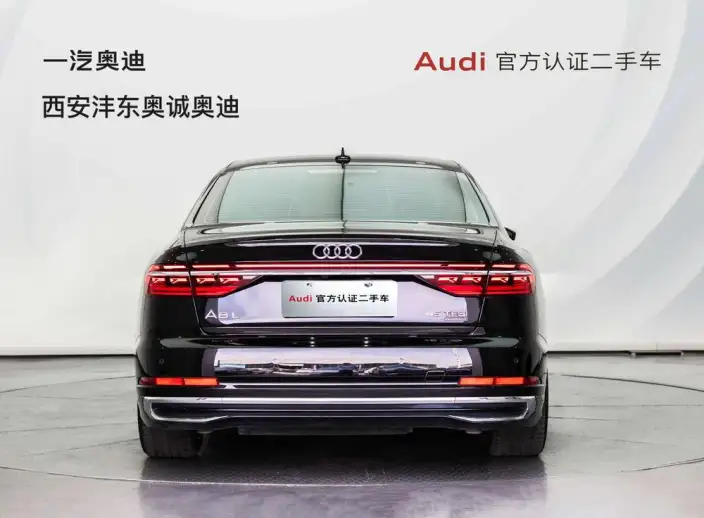 Audi A8 2024 Model A8L 45 TFSI quattro Luxury Model – фото 3