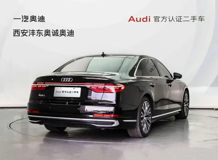 Audi A8 2024 Model A8L 45 TFSI quattro Luxury Model – фото 4