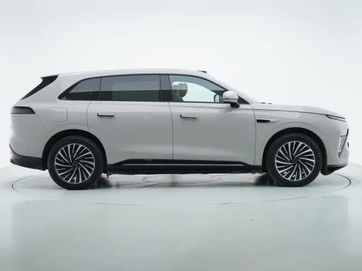 Exeed Sterra ET 2024 Model Extended Range Edition 4WD Ultra – фото 8