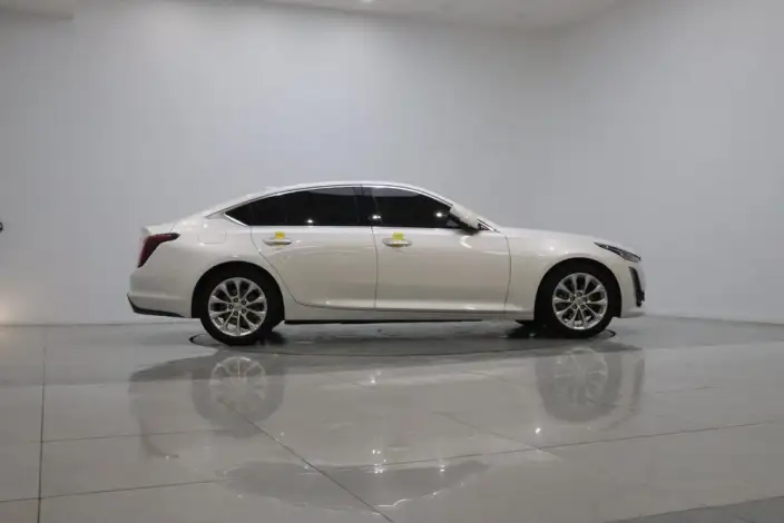 Cadillac CT5 2023 Model 28T Luxury Model Standard Edition – фото 8